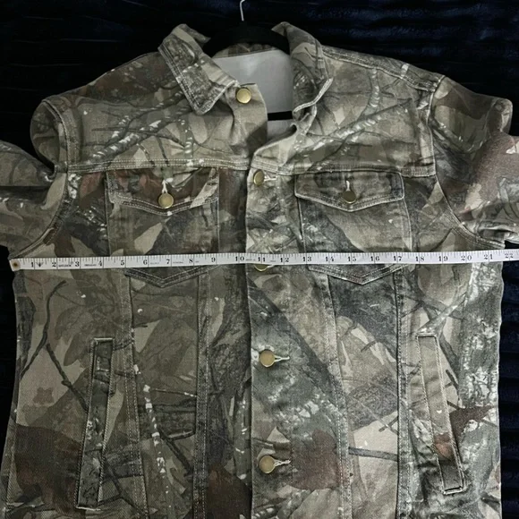 SHEIN RealTree Style Camo Raw Hem 3/4 Sleeve Gorpcore Trucker Denim Jacket- Sz M - Picture 8 of 9
